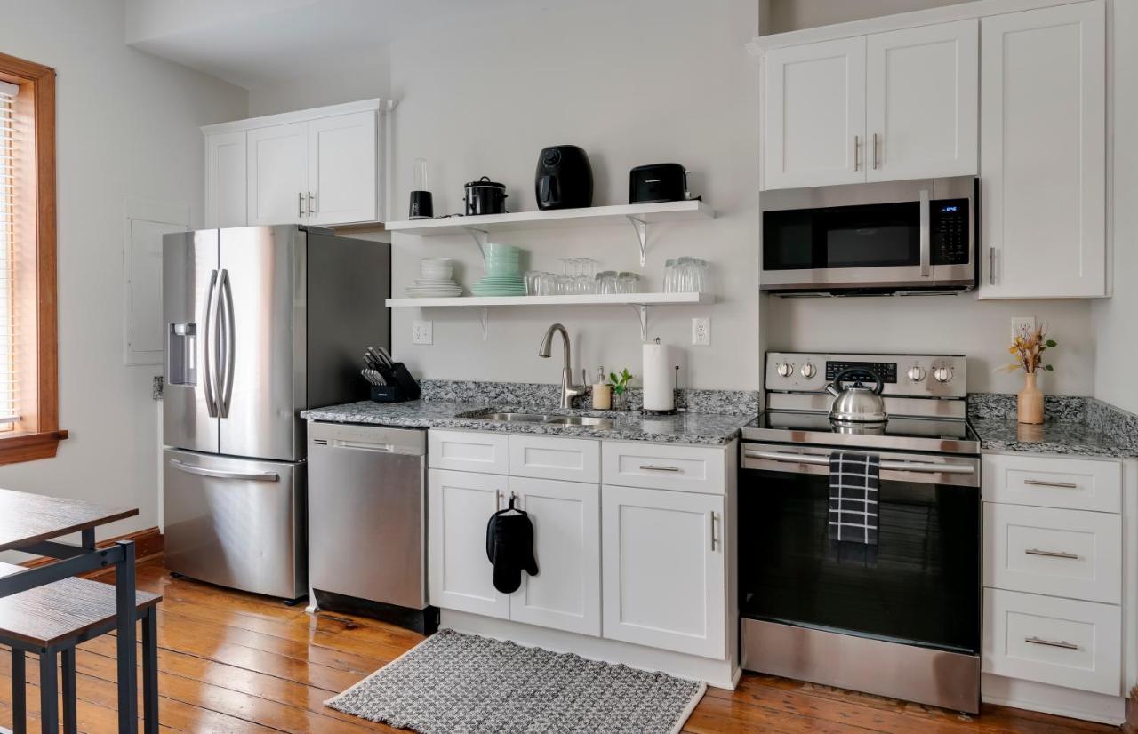 Cozy Historic Family Home In The Heart Of Richmond Bagian luar foto